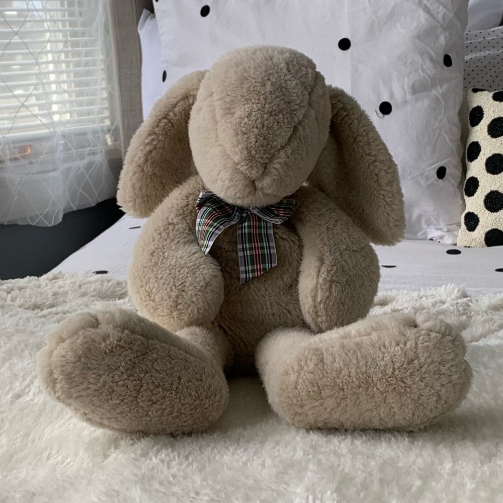 2241.Vintage 1994 Manhattan Toy Company bunny stuffed plushie
